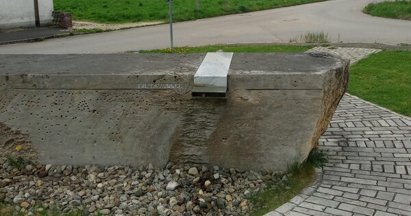 Bild vergr&ouml;&szlig;ern: Trinkbrunnen Rennertshofen (c) Landratsamt Neuburg-Schrobenhausen
